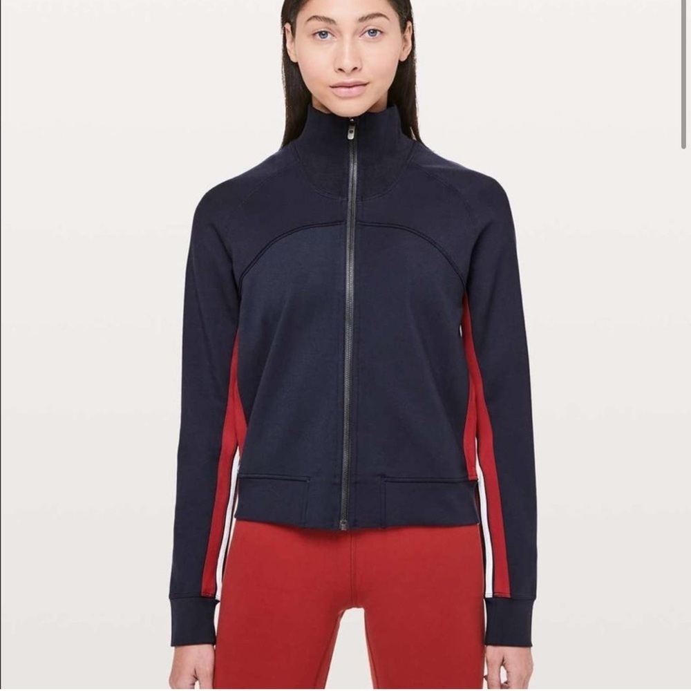 Lululemon Cover Your Tracks Jacket Stripes Size 12.  A12